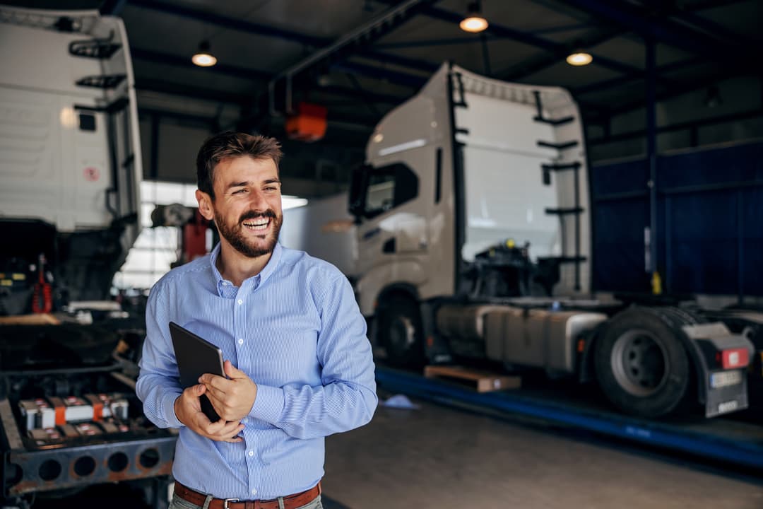 How to pay for business equipment on your credit card and earn reward points